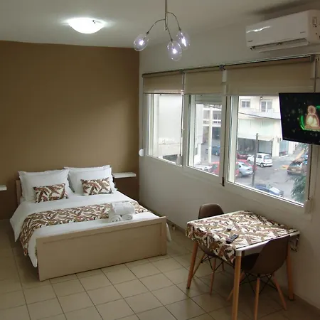 Kapsouli Spuare 2 Apartment Komotini Exterior photo