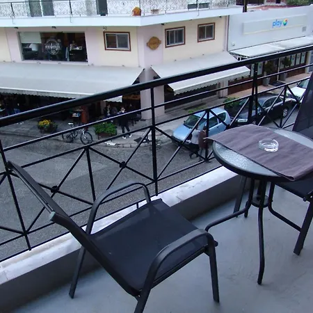 Kapsouli Spuare 2 Apartment Komotini Exterior photo